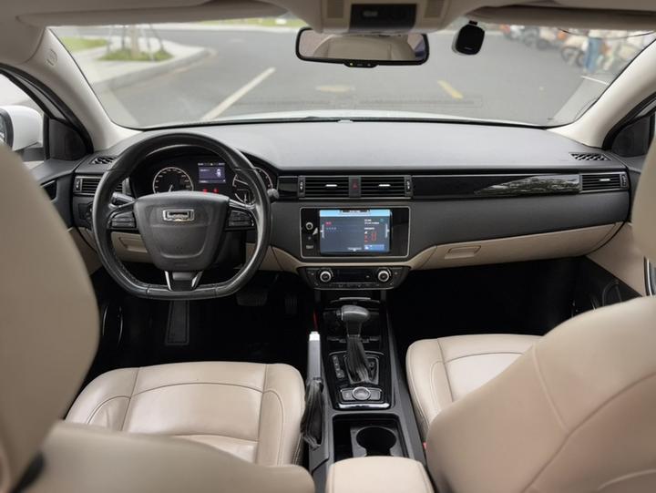 3 2014 Sedan 1.6T AT photo 6