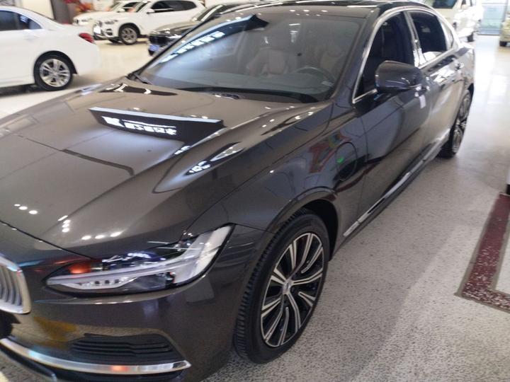 S90 EV 2022 Facelift T8 E Hybrid Luxury photo 3