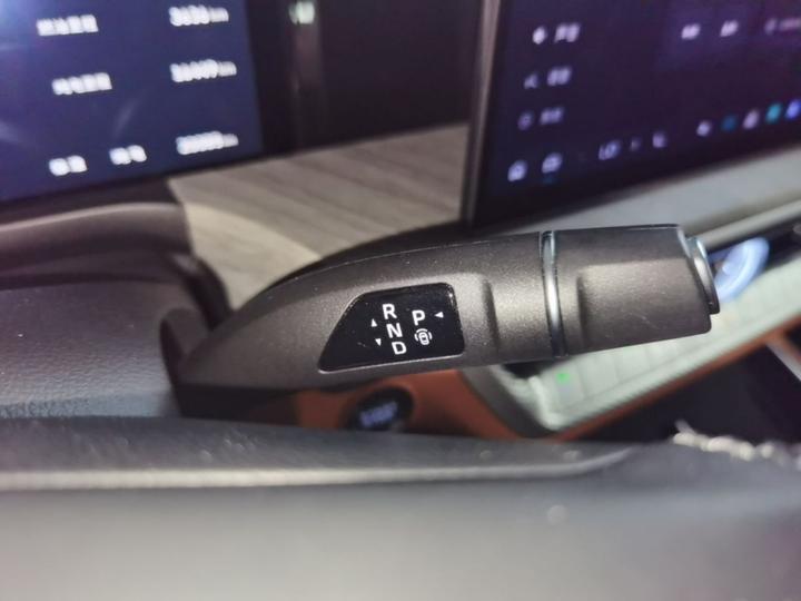 500 EV 2026 Hi4-Z Smart photo 6