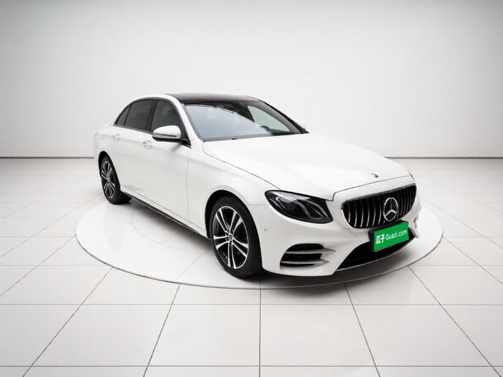 E-Class 2019 E 300 L Sport Luxury photo 3