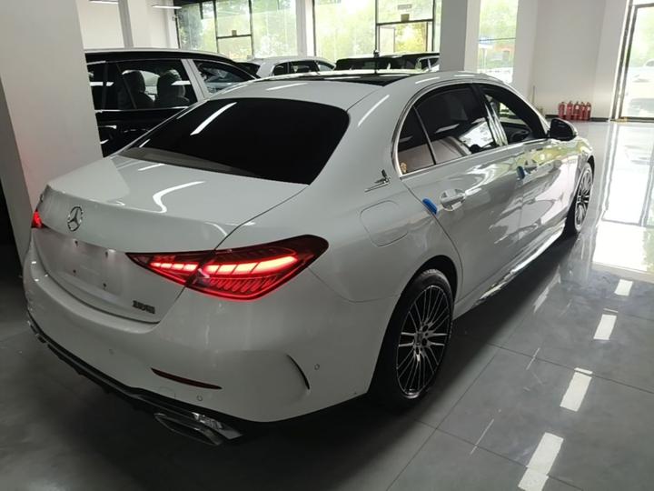 C-Class 2023 C 260 L Sport photo 4