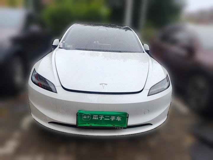 Model 3 2025 RWD photo 2