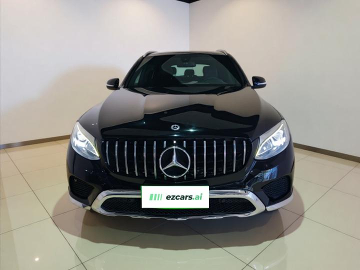 GLC 2016 GLC 200 4MATIC photo 2