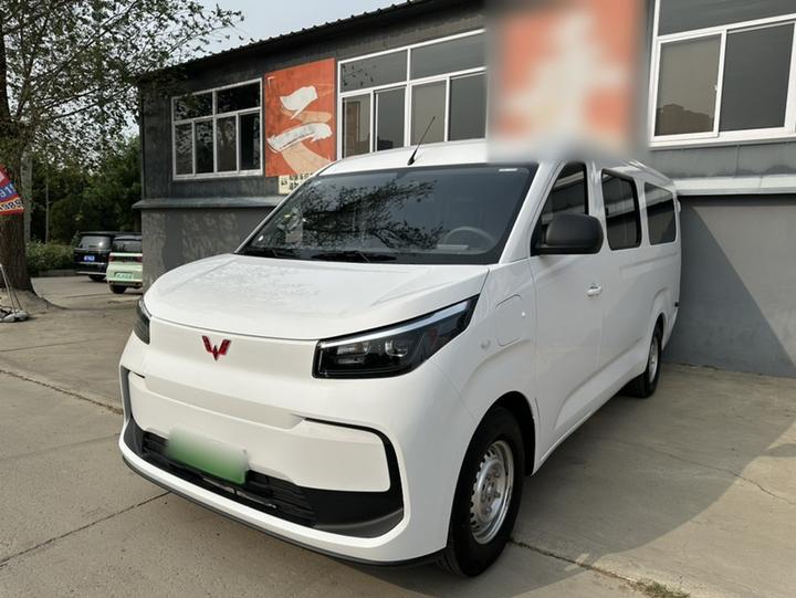 Wuling Pro 2026 405km EV Bus 6-Seater