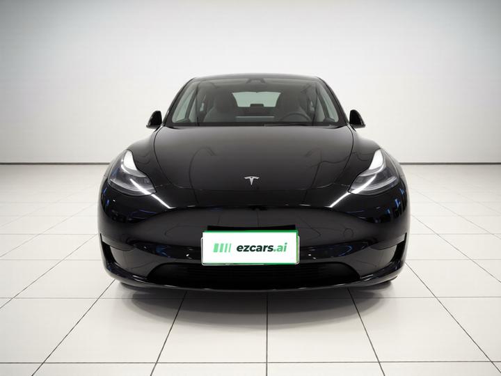 Model Y 2022 RWD photo 2