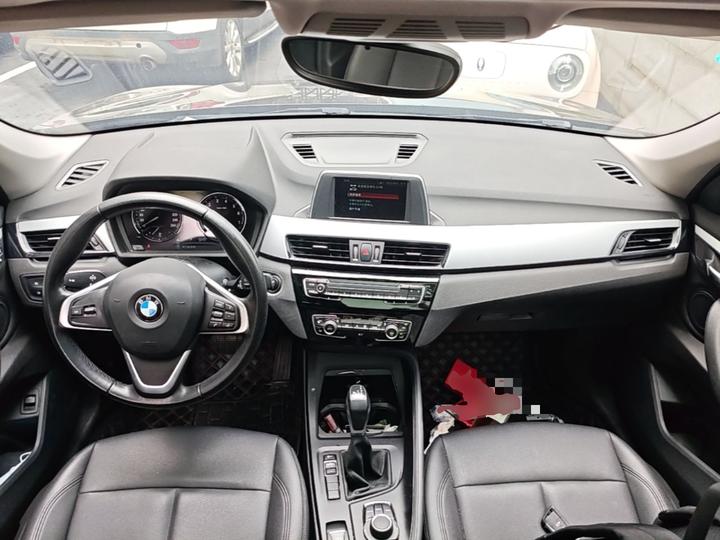 X1 2019 sDrive20Li Leading photo 5