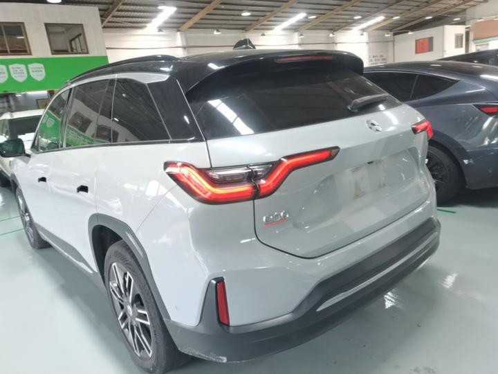 ES6 2020 600KM Sport photo 4