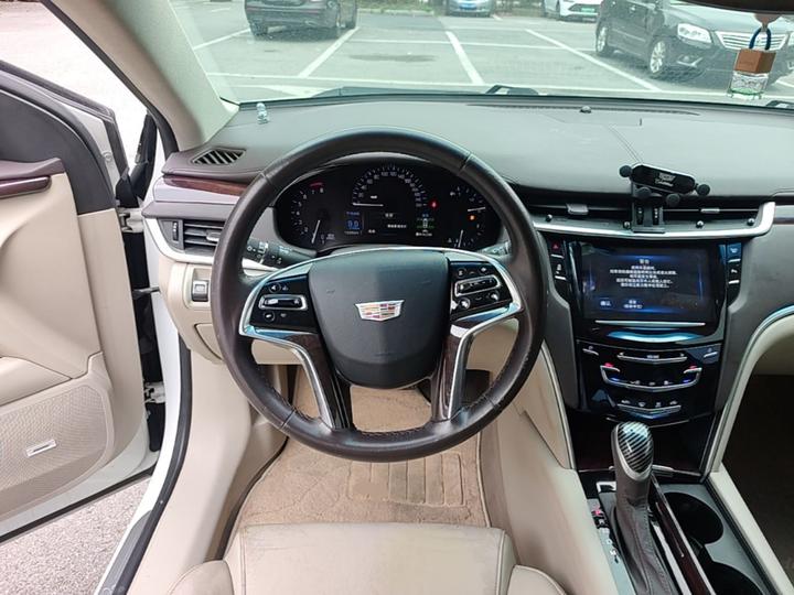 XTS 2015 28T Elite photo 6