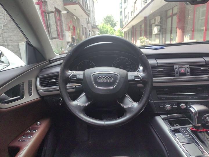A7 2012 2.8FSI quattro Progressive photo 3