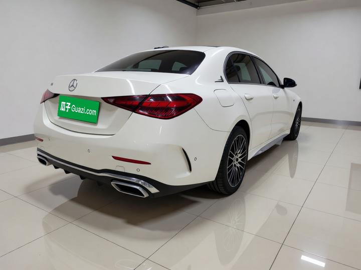 C-Class 2024 C 260 L Sport photo 6