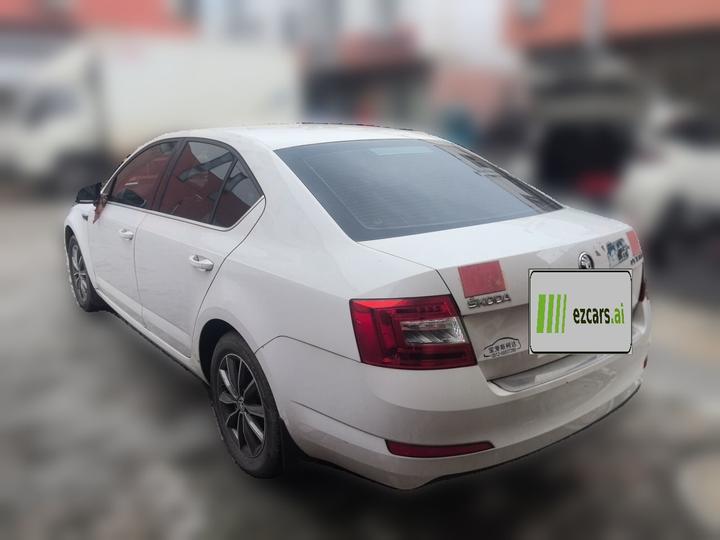 Octavia 2017 1.6L AT photo 4