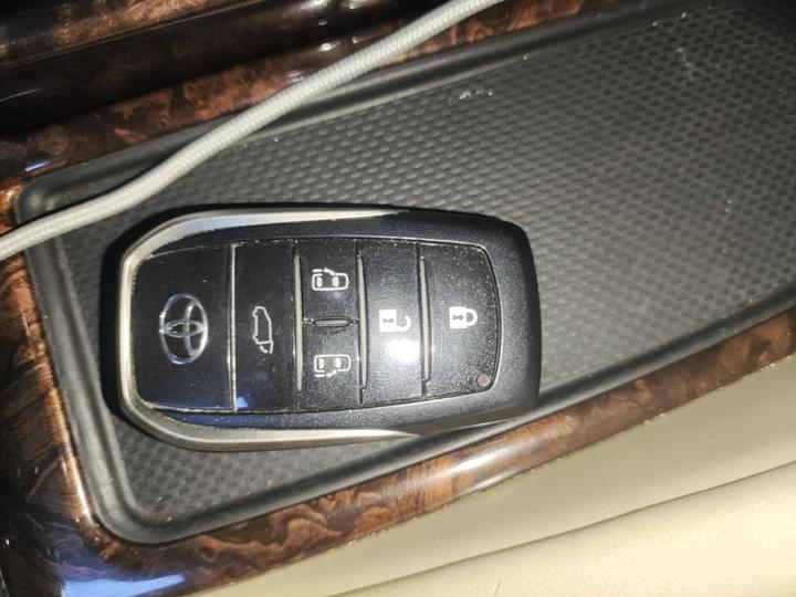 Alphard 2020 Hybrid 2.5L Luxury photo 8