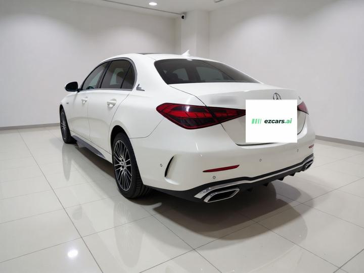 C-Class 2024 C 260 L Sport photo 4