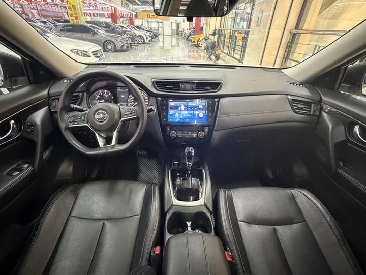 X-Trail 2019 2.5L CVT Connected Luxury 4WD photo 4