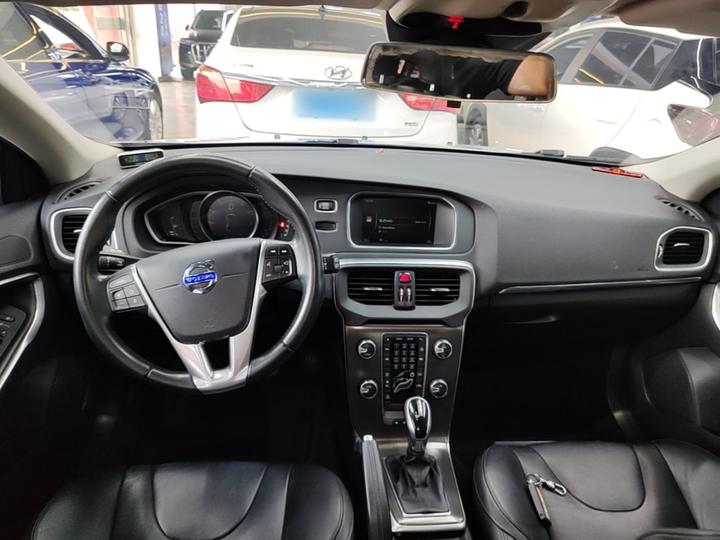 V40 2016 T3 photo 2