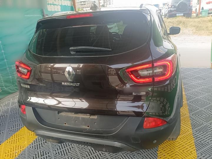 2016 2.0L RWD Premium photo 5