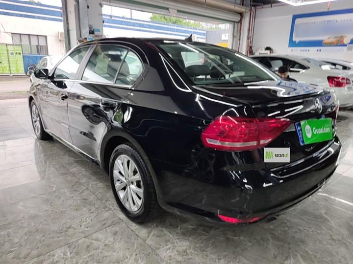Lavida 2017 1.6L AT photo 4