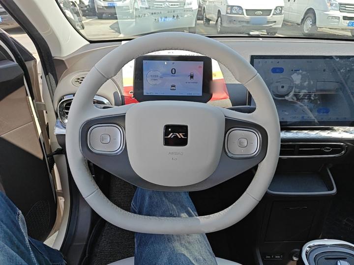 Yiwei 3 2023 505km Pro photo 7