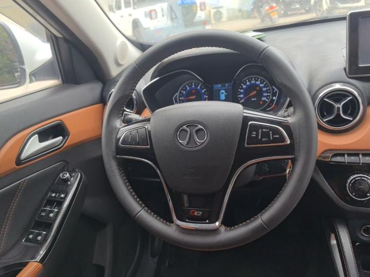 BAIC X35 2016 1.5L AT Luxury photo 6