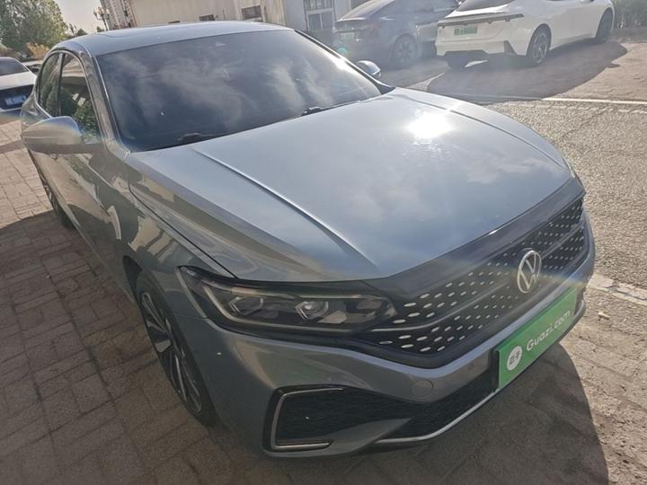 Passat 2022 330TSI Premium photo 3