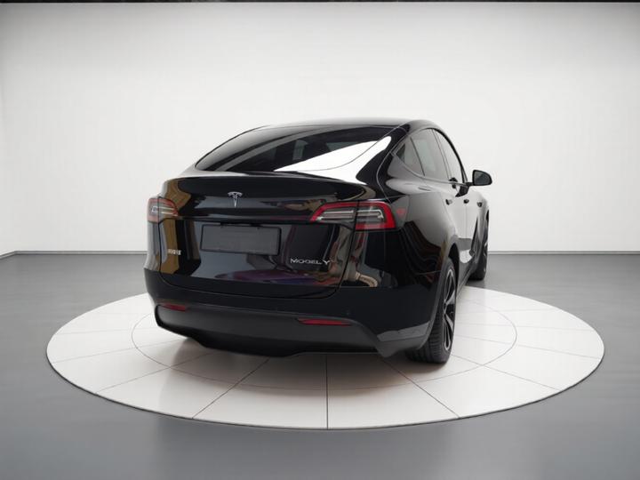 Model Y 2022 Facelift RWD photo 3