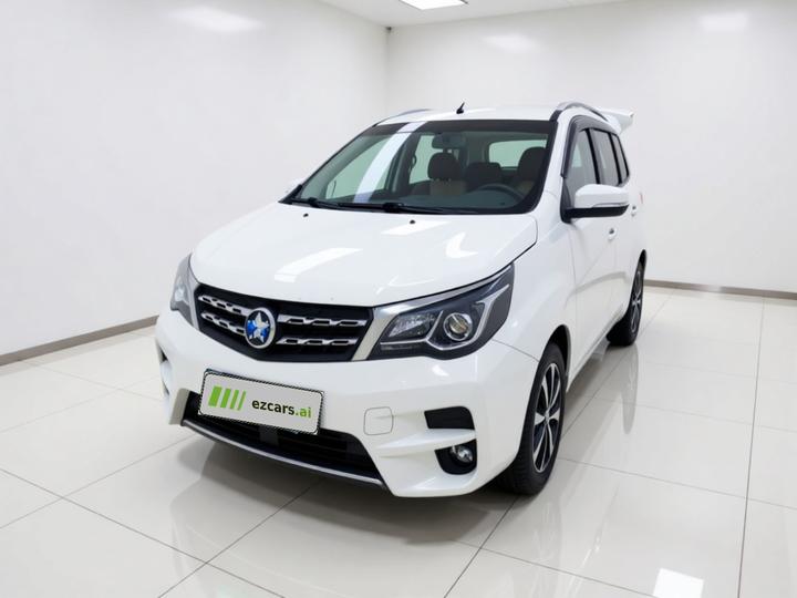 M50V 2017 1.6L XL CVT Luxury