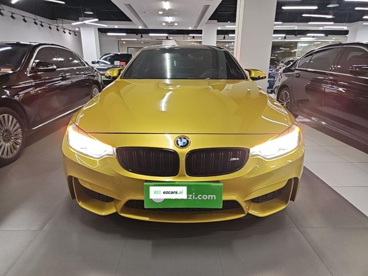M4 2019 M4 2-Door Coupe photo 2
