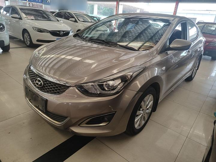 Elantra 2016 1.6L AT Smart