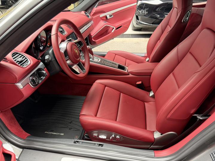 718 2022 Cayman 2.0T photo 6