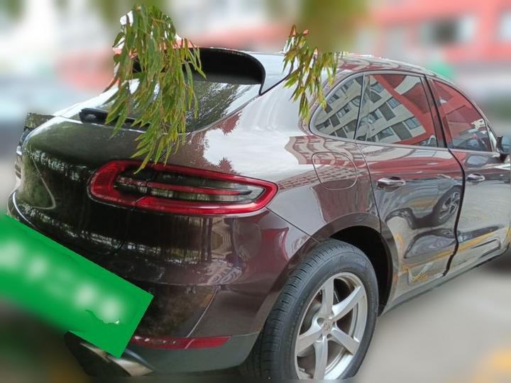 2017 Macan 2.0T photo 6