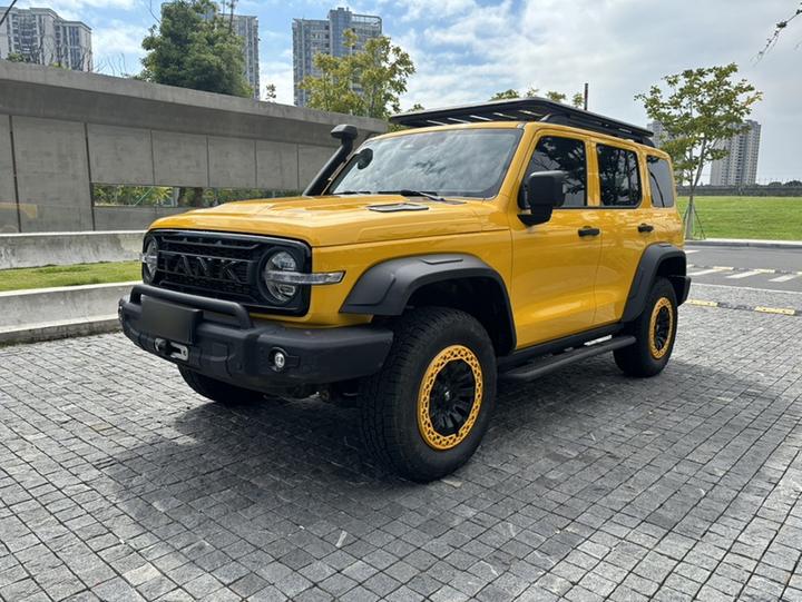 300 2022 2.0T