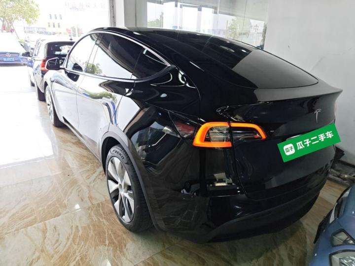 Model Y 2022 RWD photo 4