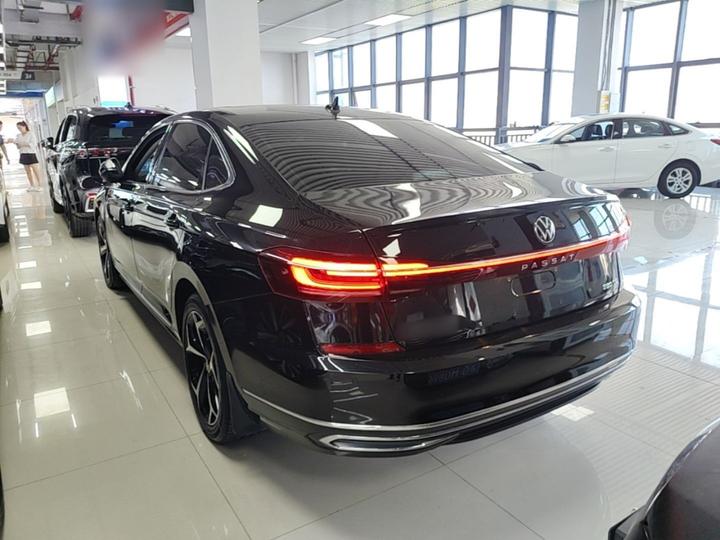 Passat 2024 330TSI Elite photo 4