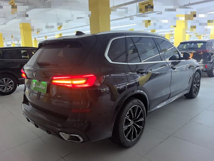 X5 2022 Facelift xDrive 30Li Exclusive M Sport Package photo 6