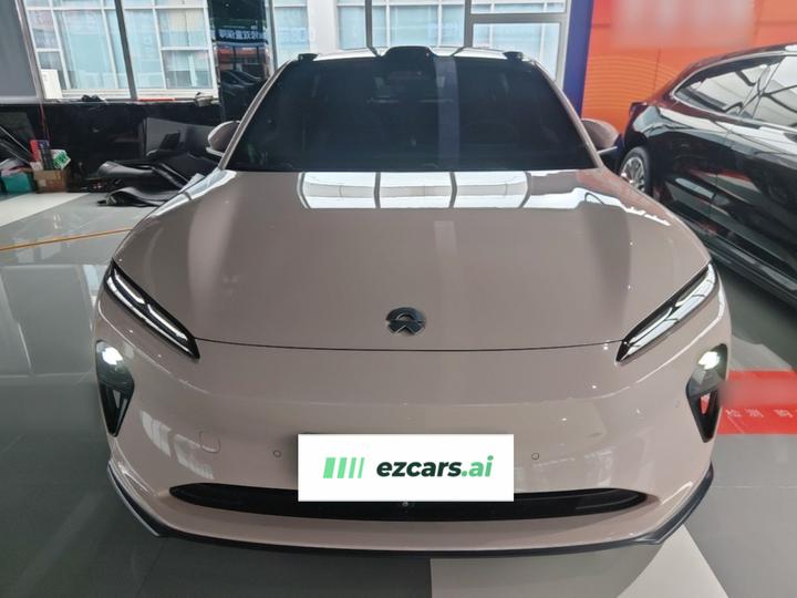 ET5 2022 75kWh photo 2
