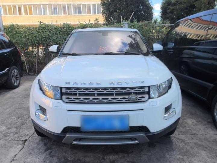 Range Rover Evoque 2015 2.0T 5-Door photo 2