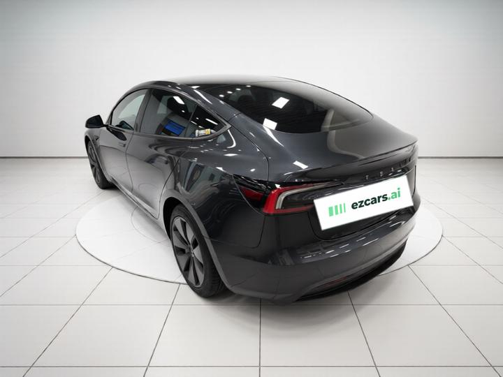 Model 3 2023 RWD photo 4