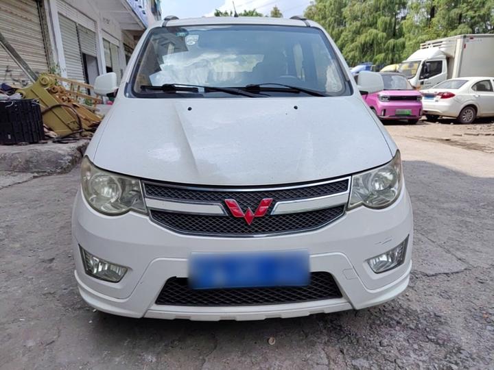 Wuling Hongguang 2014 1.5L S Standard photo 2