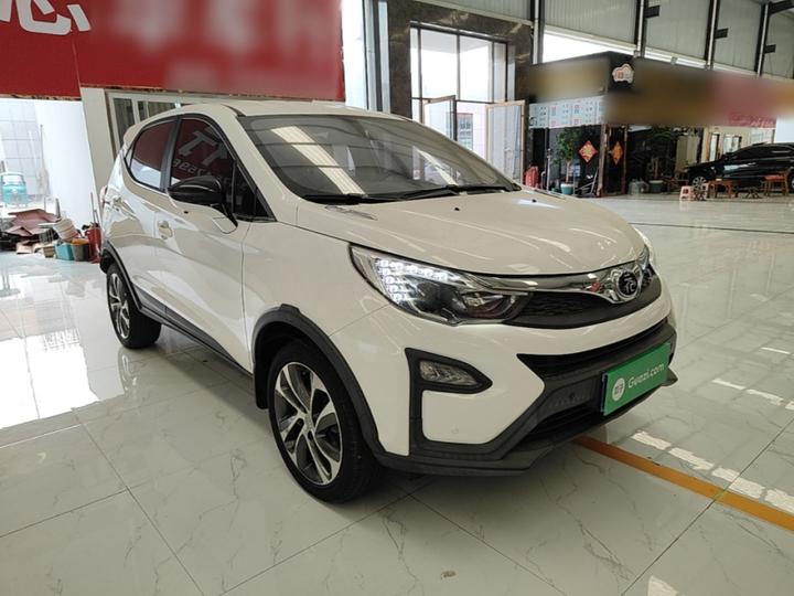 Yuan 2017 1.5L AT photo 3