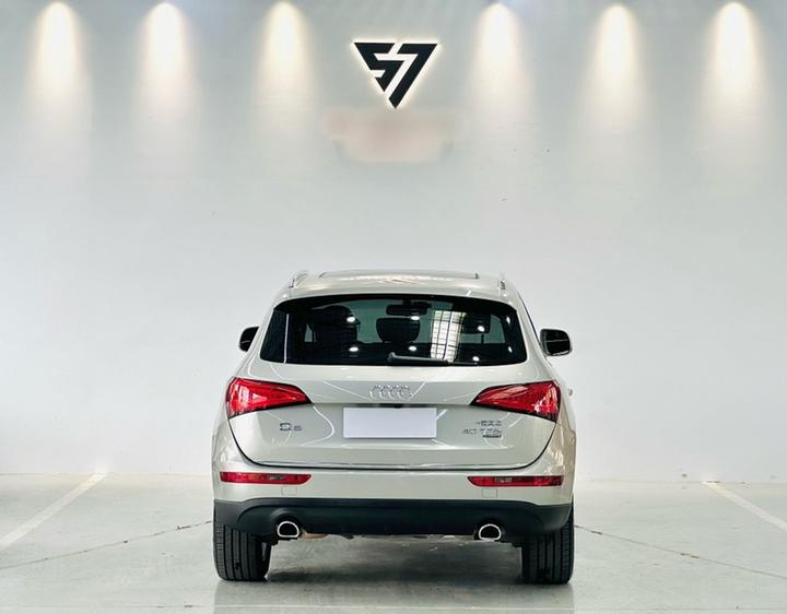 Q5 2016 40 TFSI Tech photo 4