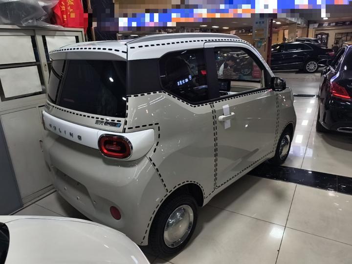 Hongguang MINIEV 2024 3rd Gen 215km Advanced photo 4