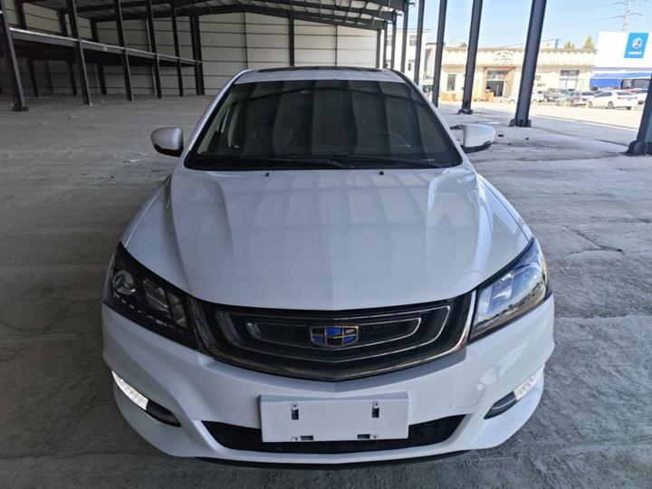 Emgrand 2017 Sedan 1.5L CVT photo 2