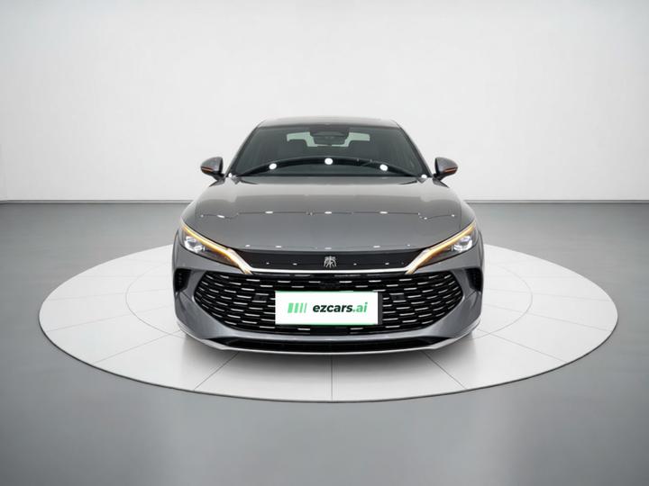 Qin L 2025 DM-i ADAS 120KM photo 2