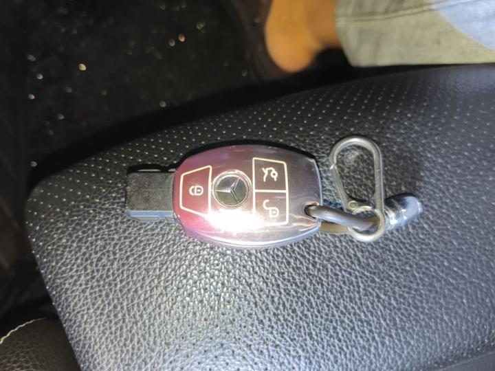 C-Class 2018 C 200 L Sport photo 8