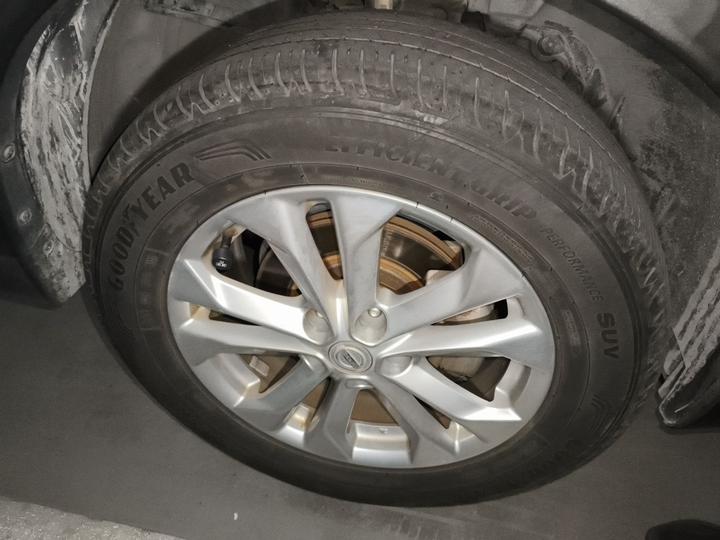 X-Trail 2014 2.0L CVT Comfort 2WD photo 8