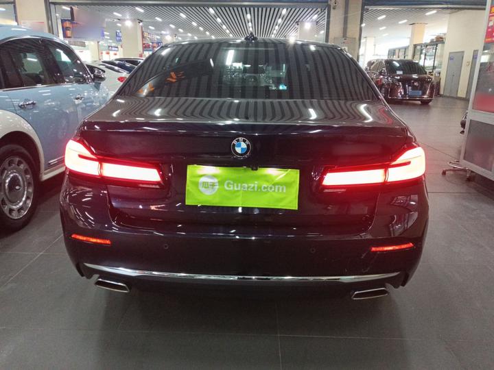 5 Series 2021 525Li Luxury photo 4