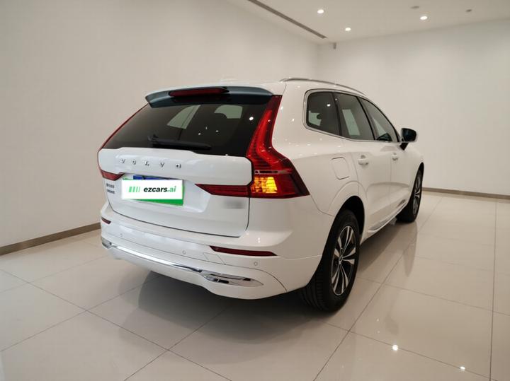 XC60 2024 B5 AWD Luxury photo 4