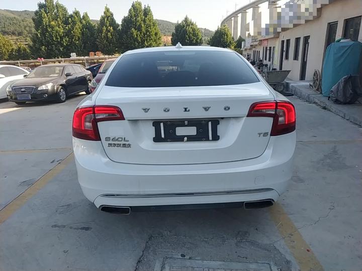 S60 2018 S60L T5 photo 3