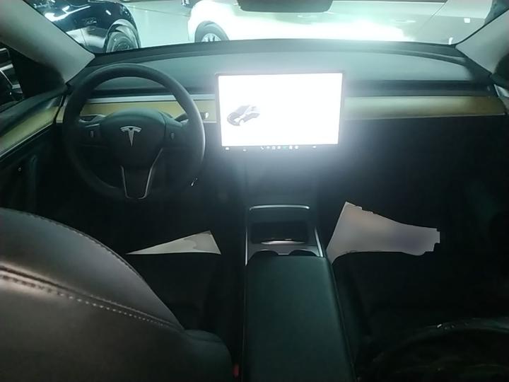 Model Y 2022 RWD photo 5