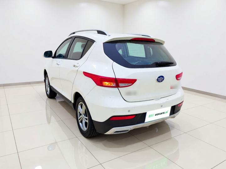 FAW D60 2017 1.5L MT Standard photo 4